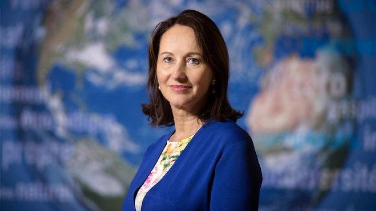 La embajadora para la negociación de los polos Ártico y Antártico, Ségolène Royal.-LIONEL BONAVENTURE (AFP)