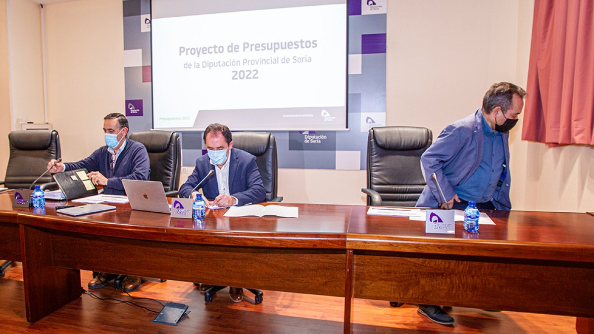 Antonio Pardo, Benito Serrano y Saturnino de Gregorio - MARIO TEJEDOR