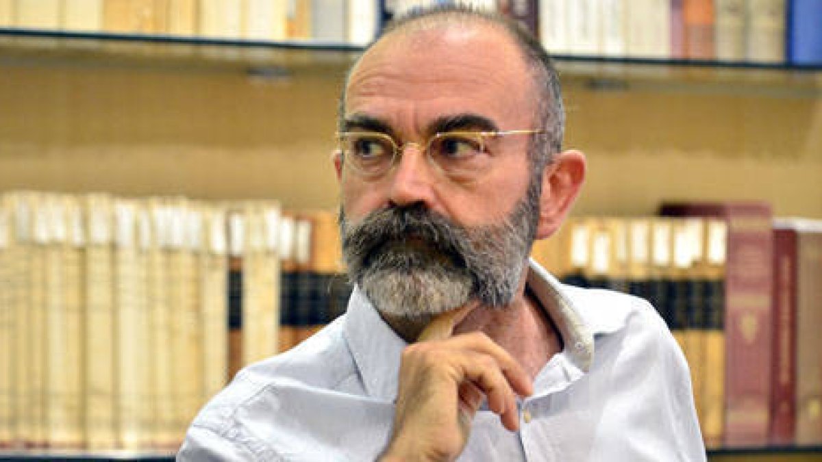 J.Á. González Sainz. ÁLVARO MARTÍNEZ-