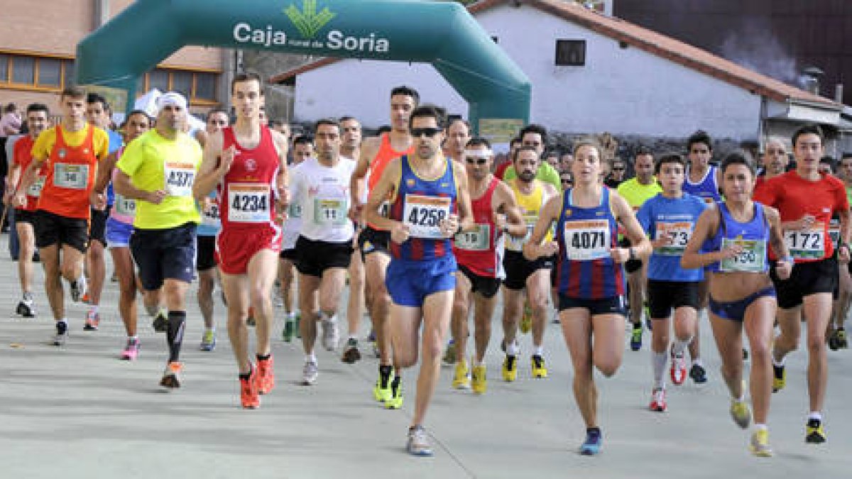 La prueba del Puente del Canto cumple hoy su XXI edición. / Diego Mayor-