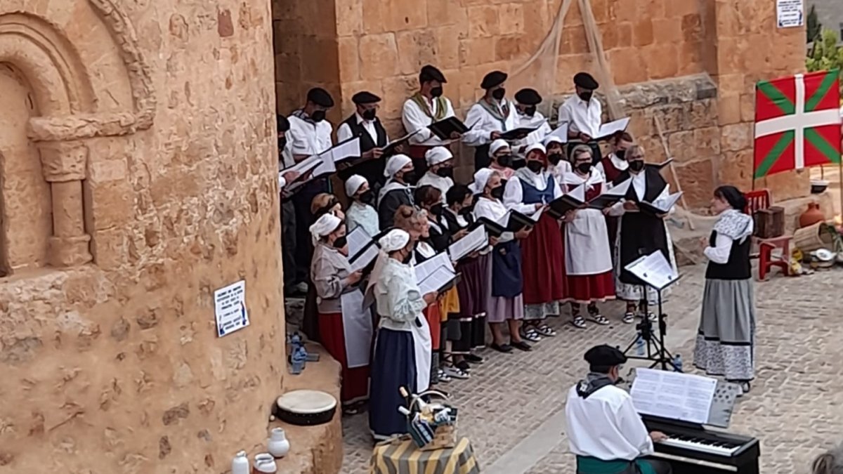 Concierto a los pies de San Miguel.-A.H.