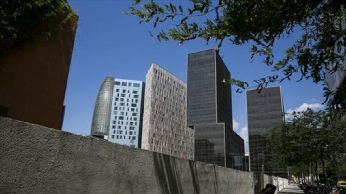 Vista de varios edificios del 22@-JOAN PUIG