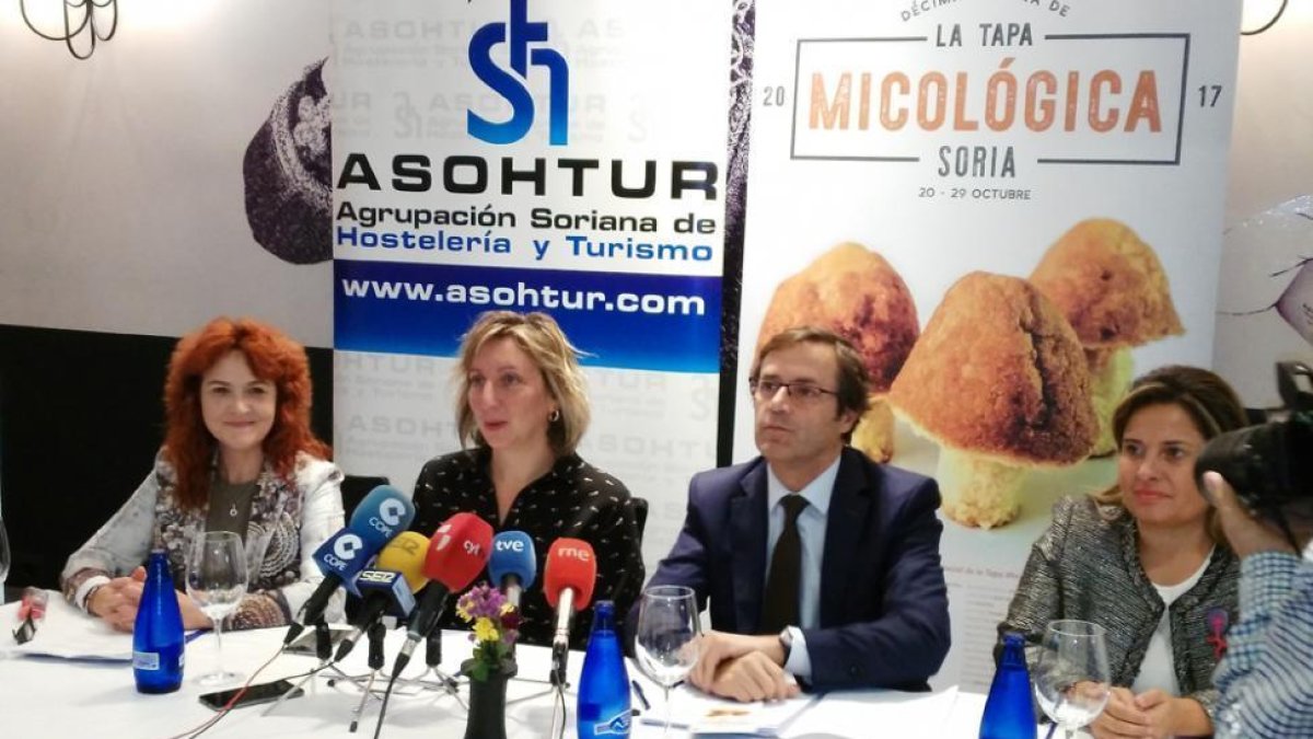 Presentación de la X Semana de la Tapa Micológica de Soria, ayer en el restaurante La Chistera.-H.D.S.
