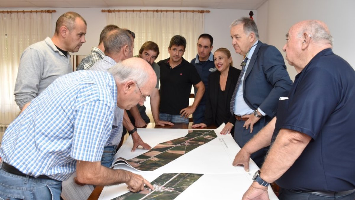 Reunión en la Delegación con los alcaldes de la zona. ICAL
