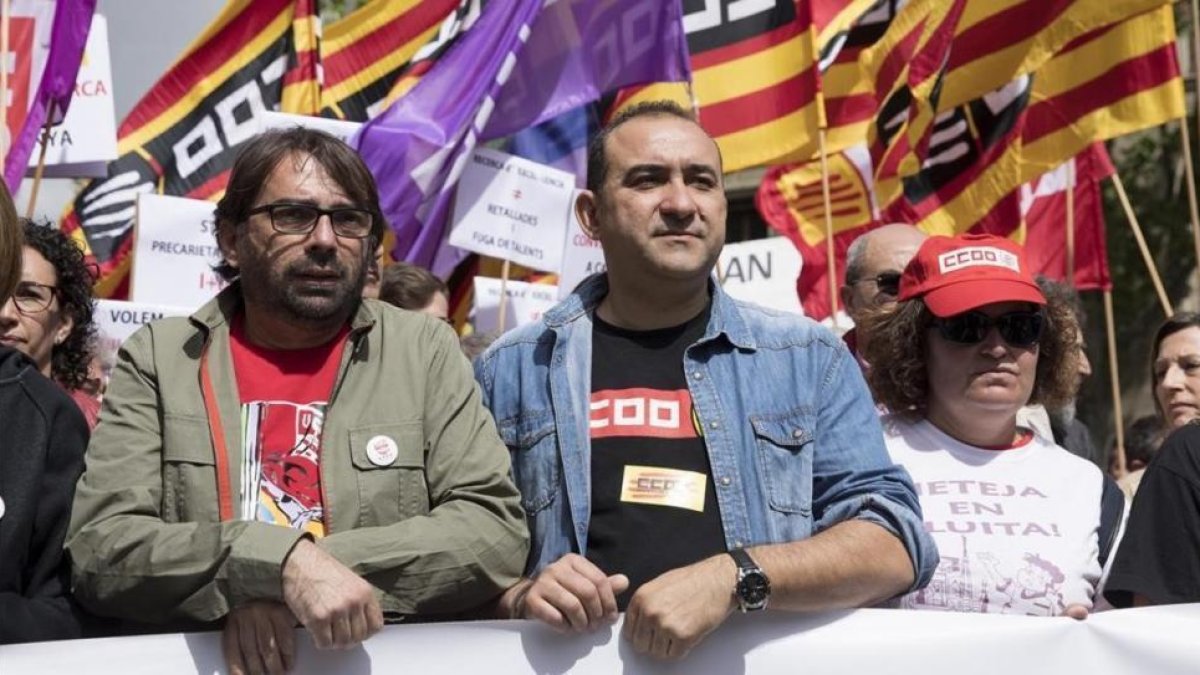 Camil Ros y Javier Pacheco, en la manifestación del Primero de Mayo.-FERRAN NADEU