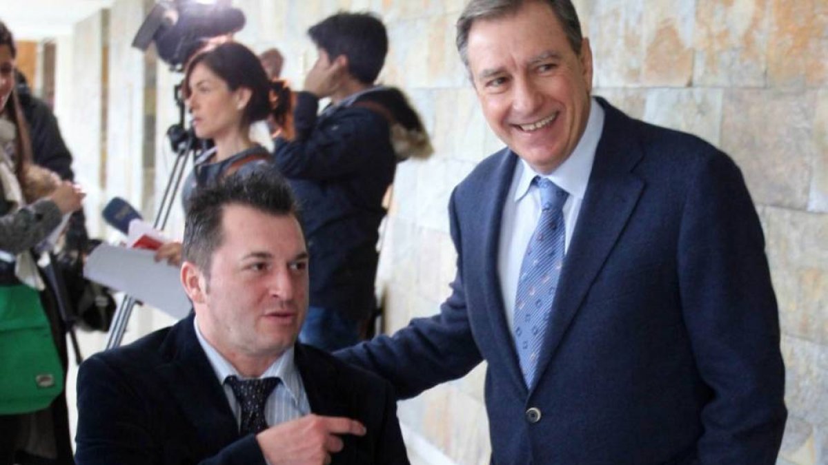 El consejero de Educación, Juan José Mateos, y el presidente del Cermi, Francisco Sardón-Ical