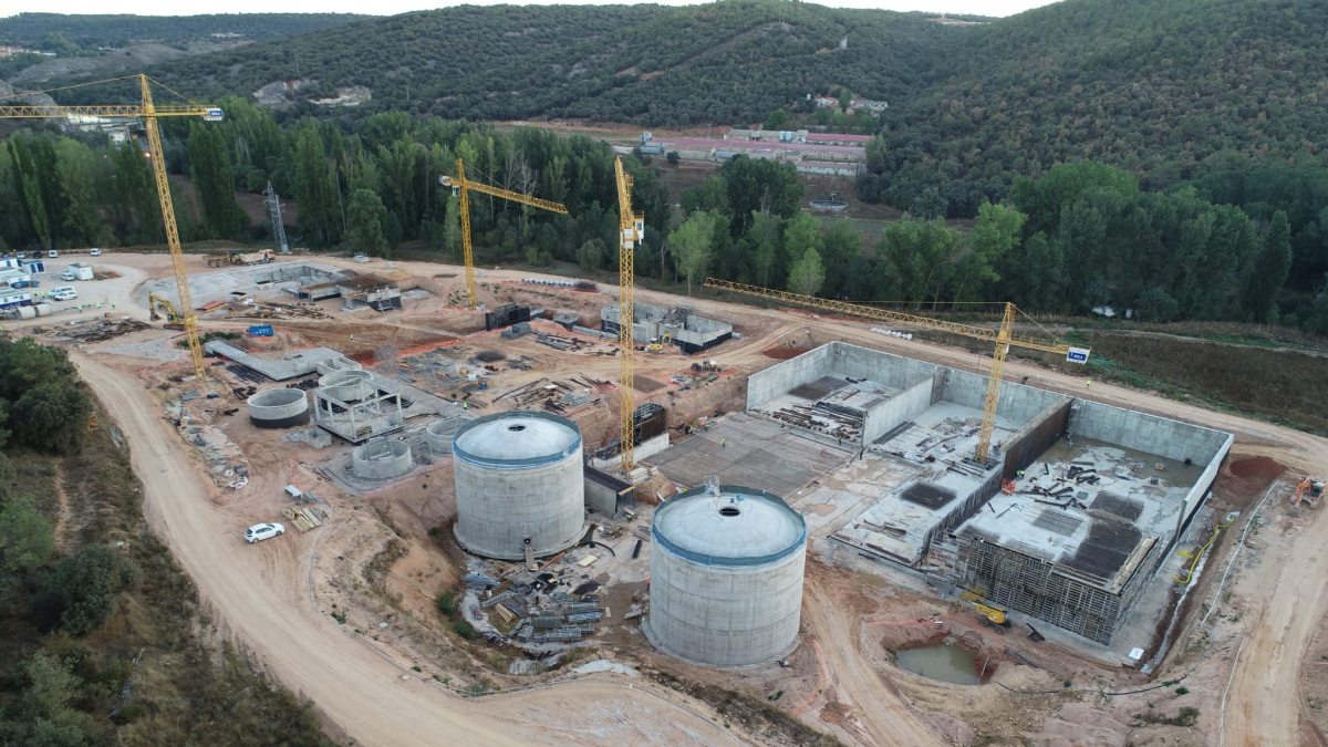 Obras de la nueva depuradora de Soria en la finca de Sinova. ACUAES