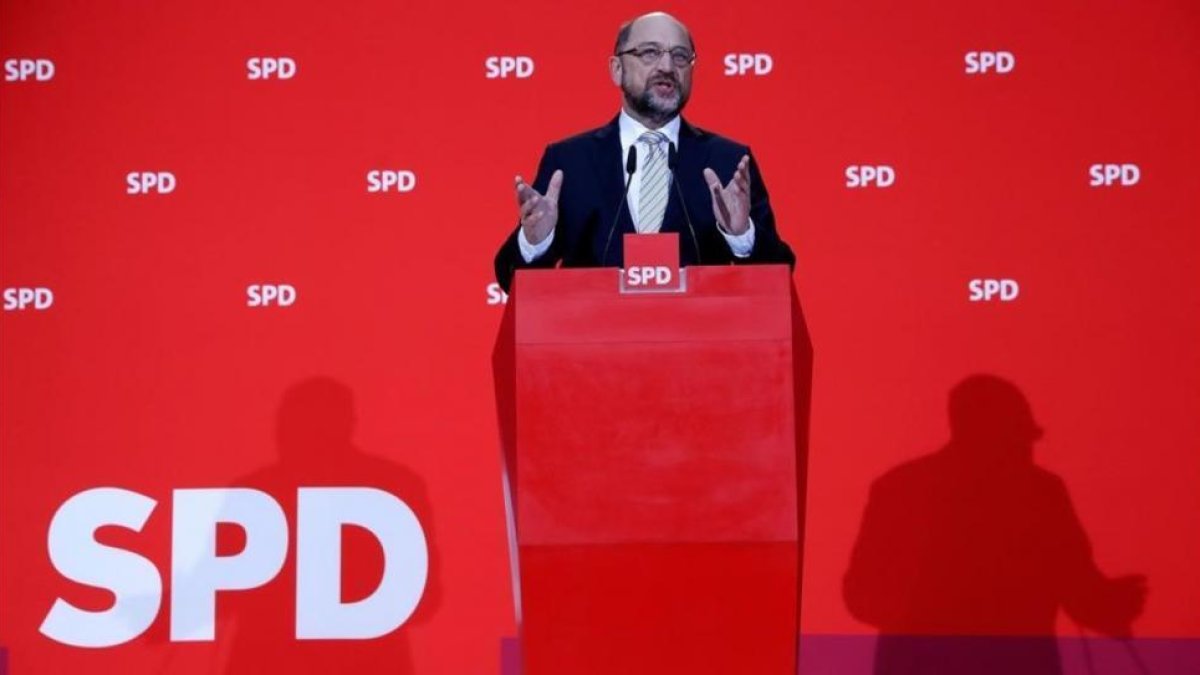 Martin Schulz ofrece una rueda de prensa en Berlín.-EFE / FELIPE TRUEBA