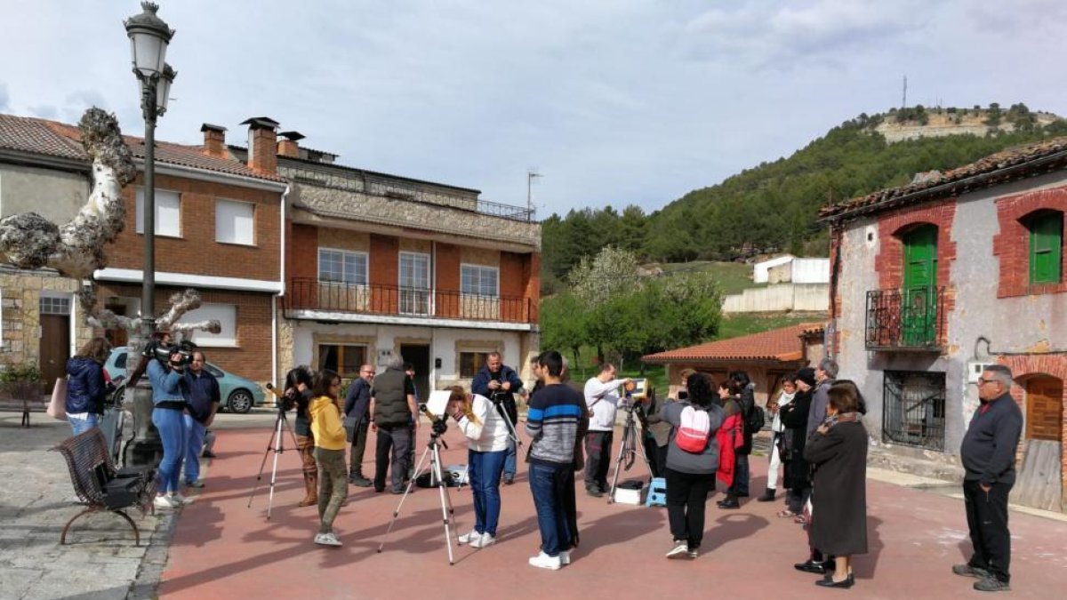 La plaza Mayor recibió a los astrónomos-HDS