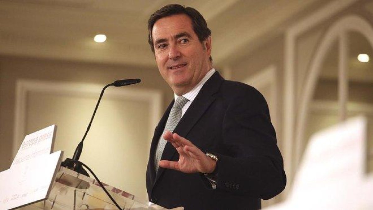 El Presidente de la CEOE Antonio Garamendi durenate los desayunos informativos de Europa Press-DAVID CASTRO