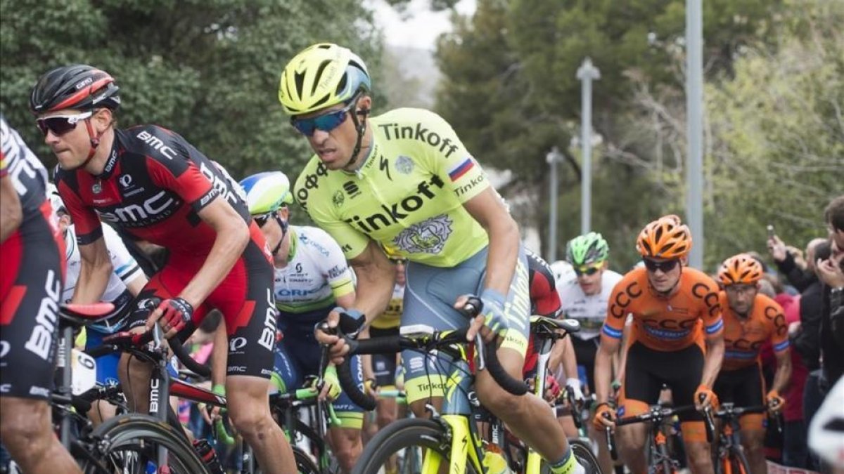 El ciclista madrileño confirma su continuidad y anuncia batalla a Froome y Quintana por el Tour.-JORDI COTRINA