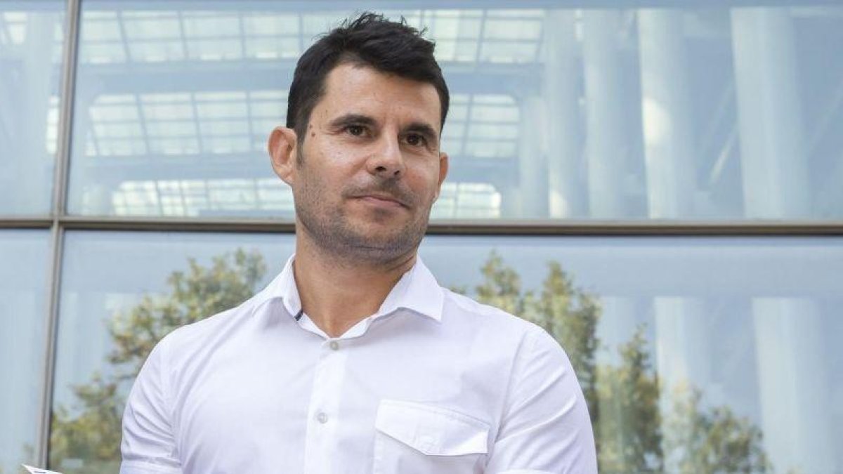 Javier Sánchez, supuesto hijo de Julio Iglesias, en septiembre del año pasado, cuando presentó la demanda de paternidad contra el cantante.-MIGUEL LORENZO