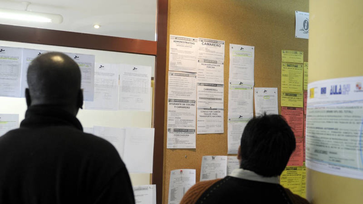 Oficinas del paro en la capital. / V. G.-