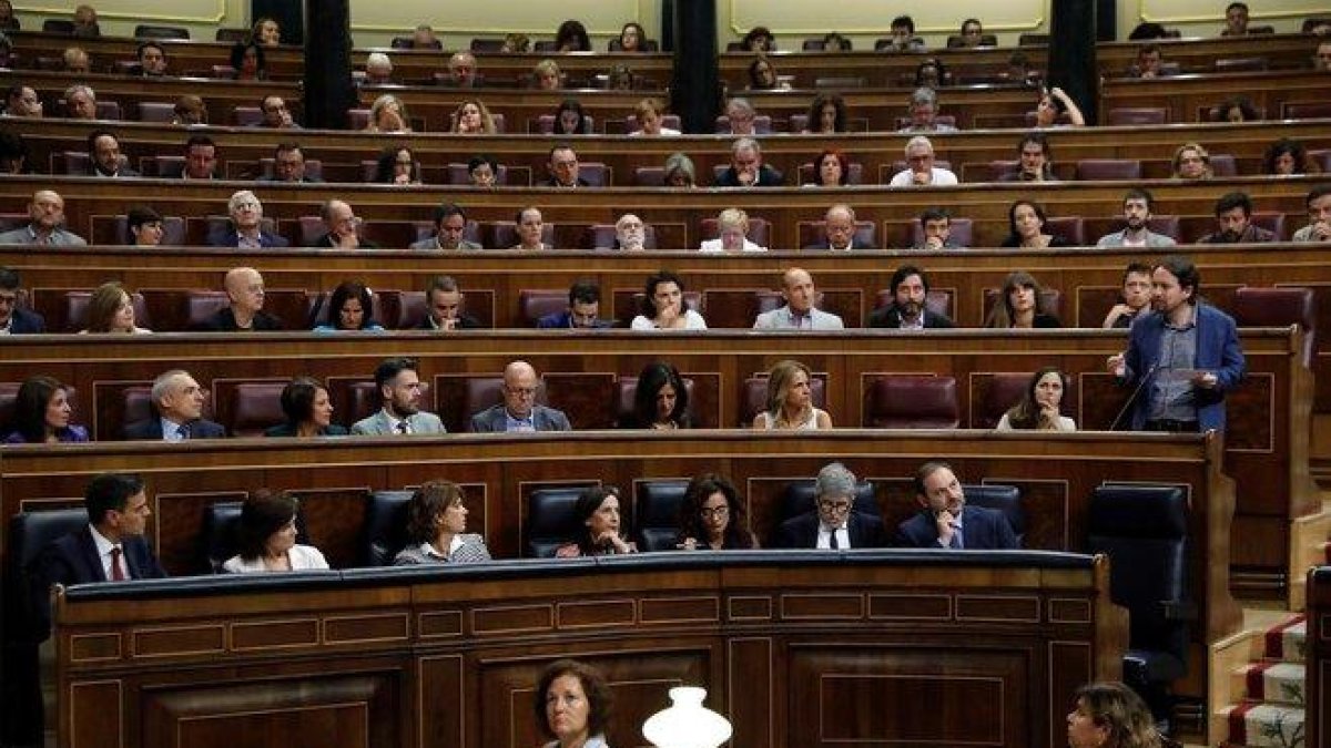 Bancada del partido de Unidas Podemos en el Congreso de los Diputados.-EFE