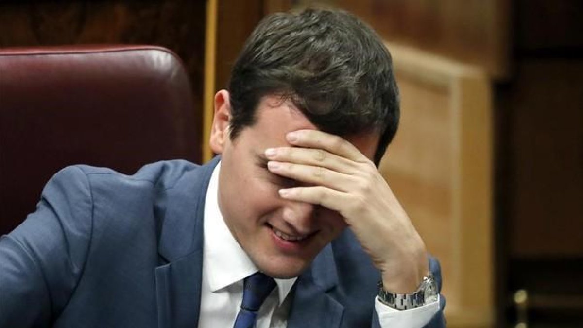 Albert Rivera durante la segunda votación de la investidura fallida de Sánchez.-EFE