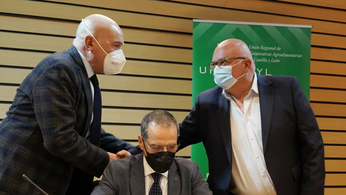 Jesús Julio Carnero participa en las Jornadas de la PAC 2023-2027 promovidas por Urcacyl.ICAL
