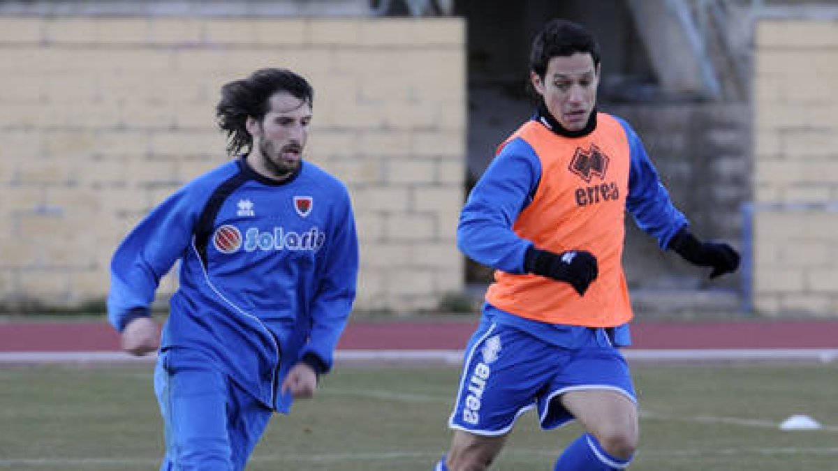 Javier del Pino durante un entrenamiento del equipo. / ÚRSULA SIERRA-