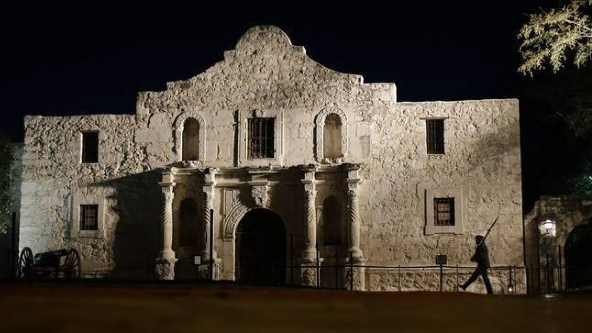 La misión de El Álamo, considerada patrimonio de la humanidad, en una imagen de archivo.-Foto: AP / ERIC GAY