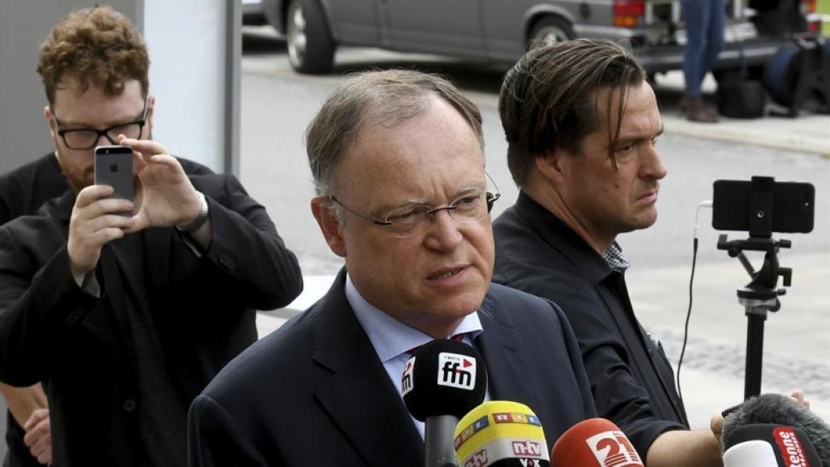 El presidente de Baja Sajonia, Stehphan Weil-AP / HOLGER HOLLEMANN