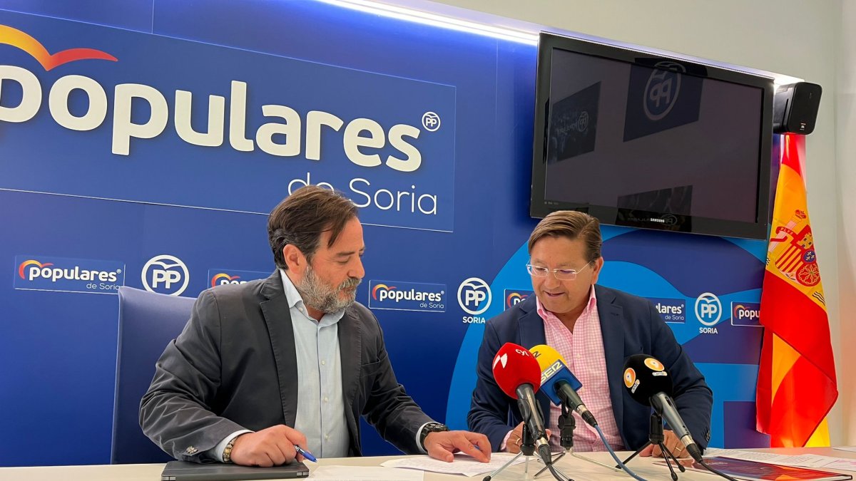 Los senadores del PP por Soria, José Manuel Hernando y Gerardo Martínez. HDS