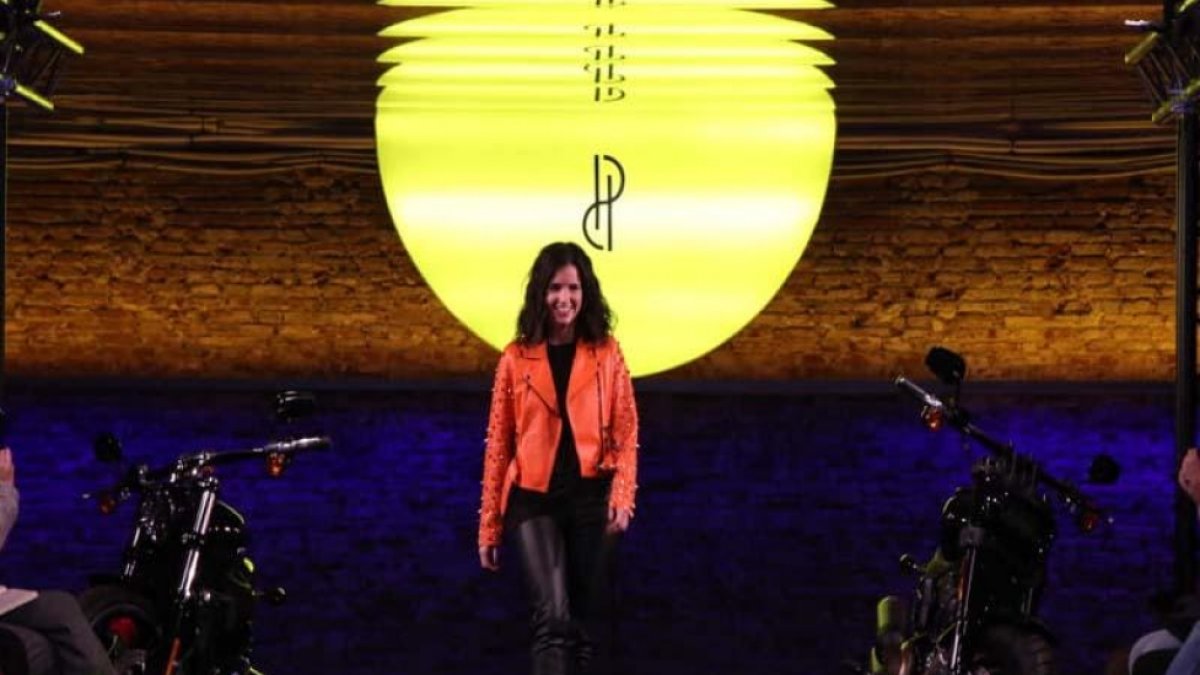 Pilar del Campo en la pasarela en uno de sus desfiles. HDS.