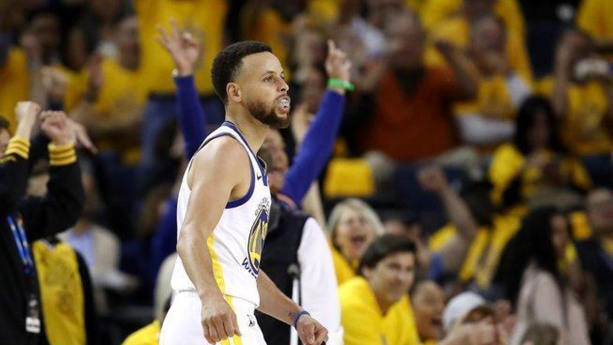 Stephen Curry, durante el partido ante los Trail Blazers.-/ EZRA SHAW / GETTY IMAGES/AFP (GETTY IMAGES NORTH AMERICA)
