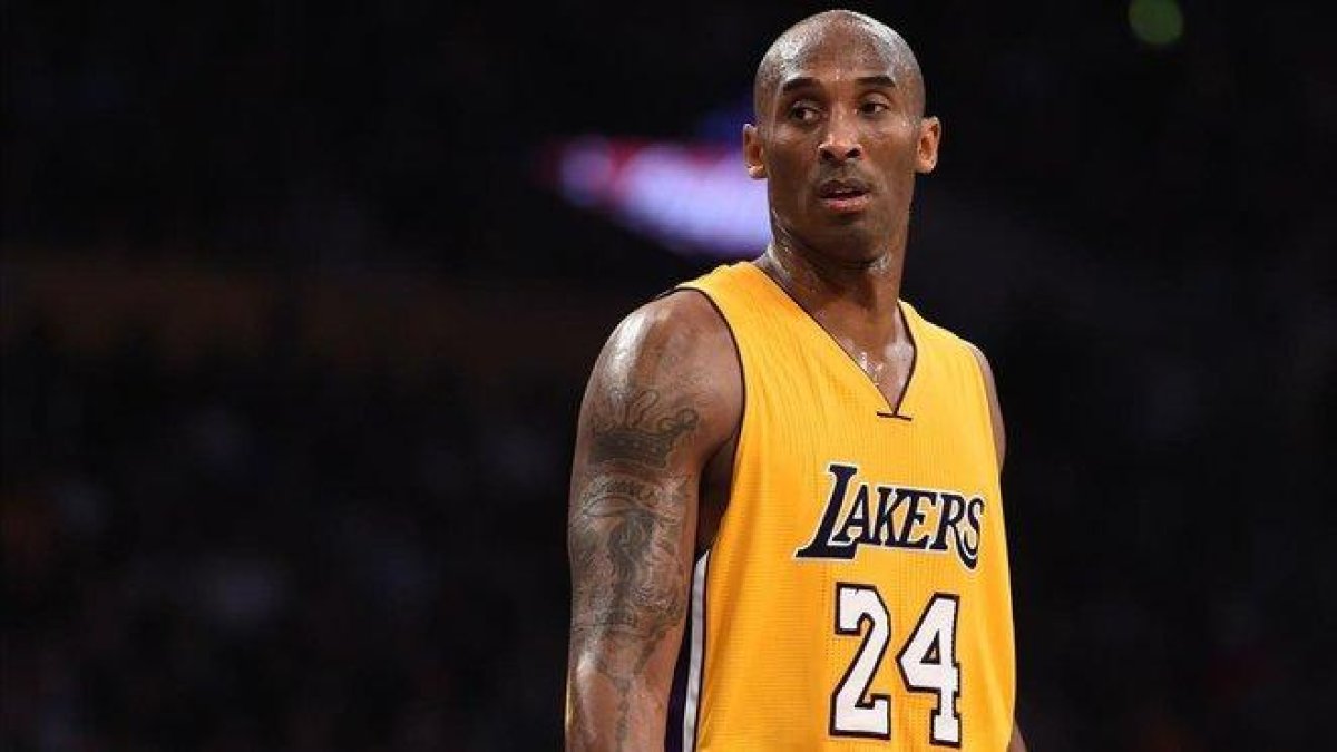 Kobe Bryant, en un partido con los Lakers-AFP / ROBYN BECK