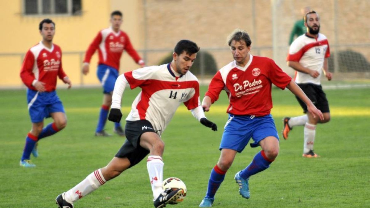 El Sporting Uxama recibe al Venta de Baños esta tarde.-DIEGO MAYOR