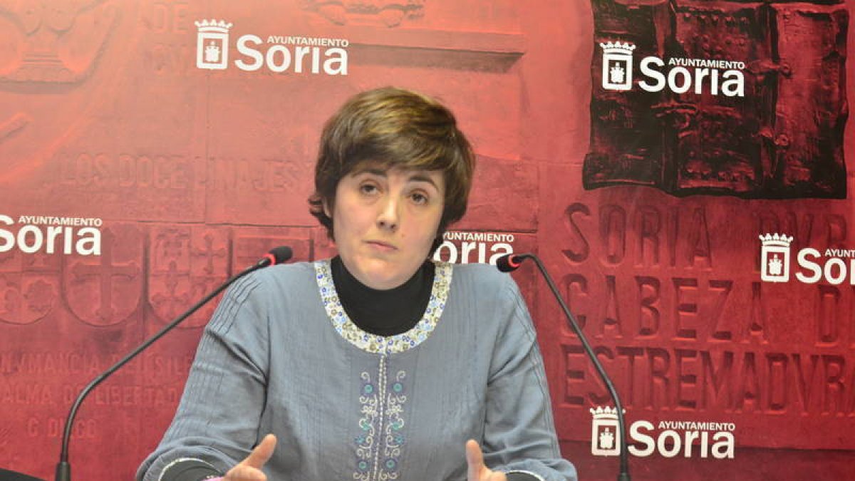 La concejala de Acción Social, Ana Alegre. / ÁLVARO MARTÍNEZ-