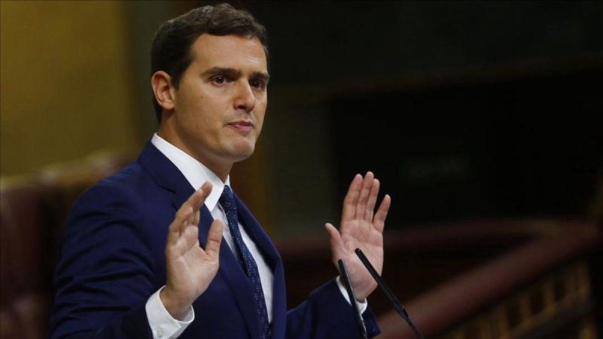Albert Rivera, el jueves, durante el debate de investidura de Mariano Rajoy.-AGUSTÍN CATALÁN