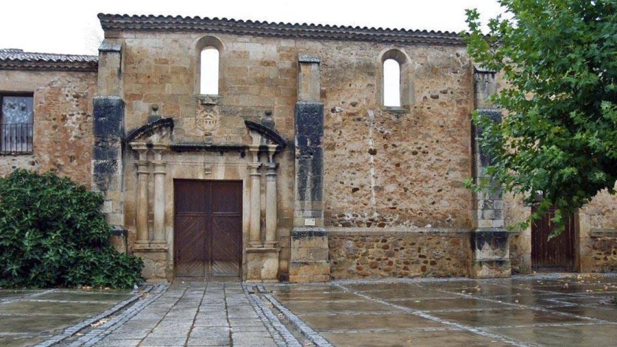 Imagen de la portada del convento de la Merced-MARIO TEJEDOR