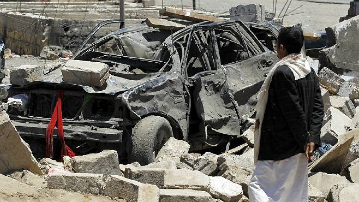 Análisis del conflicto en Yemen, país a punto de ser invadido por Arabia Saudí.-Foto: EFE/ YAHIA ARHAB