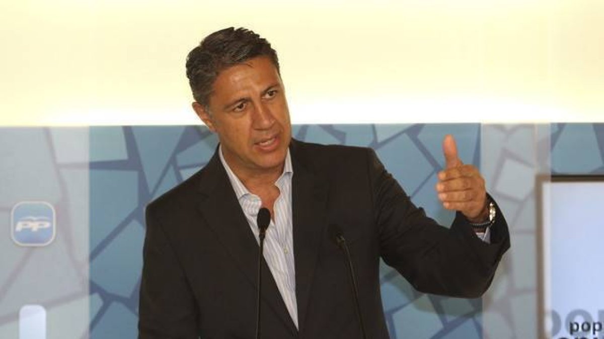 El candidato del PPC, Xavier García Albiol durante una rueda de prensa.-TONI GARRIGA / EFE