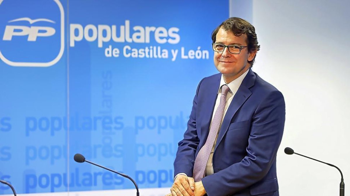 Alfonso Fernández Mañueco-