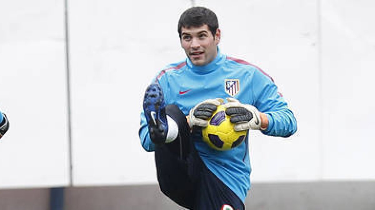 Iago Herrerín en un entrenamiento en el Atlético B. / Marca-