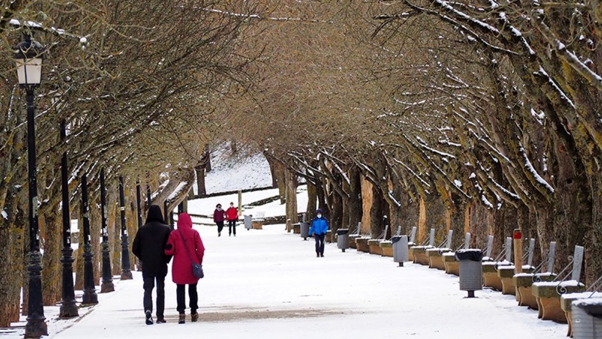 La provincia vive un temporal de nieve y frío extenso en estas Navidades. LUIS ÁNGEL TEJEDOR
