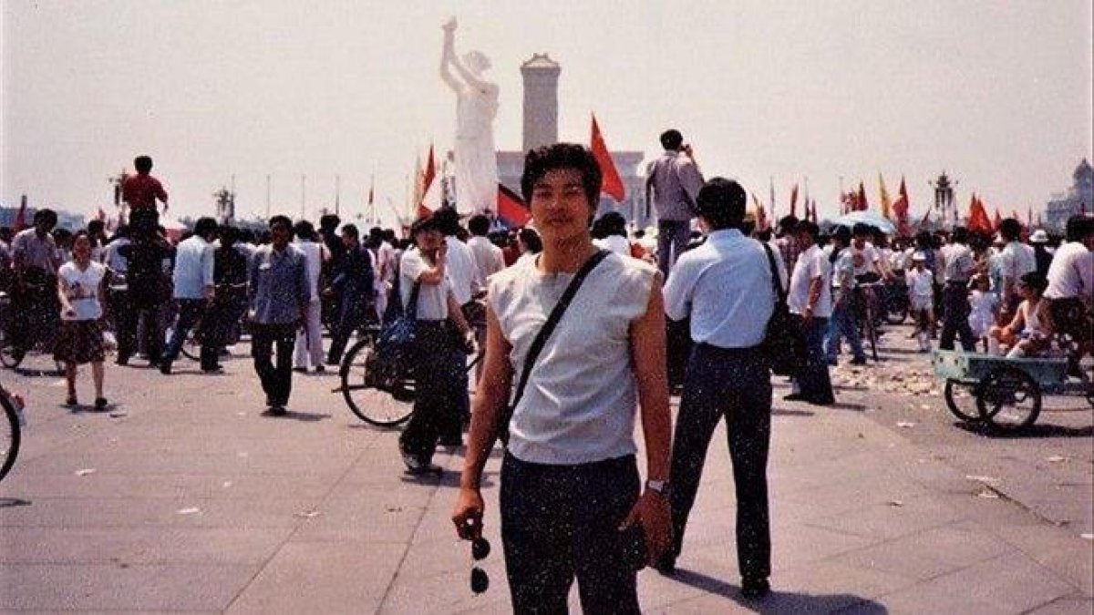 Yang Jianli en la plaza de Tiananmen el 3 de junio de 1989.-