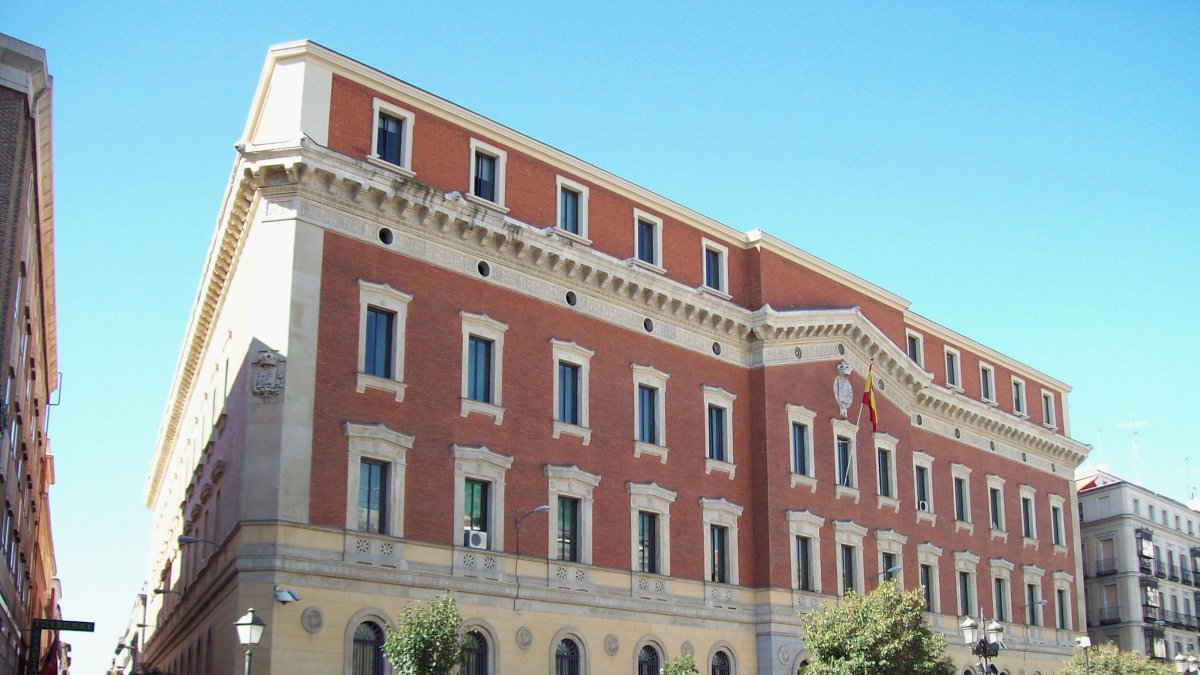 Fachada de la sede del Tribunal de Cuentas. HDS