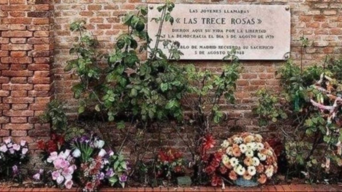 Memorial por los fusilados-EL PERIÓDICO