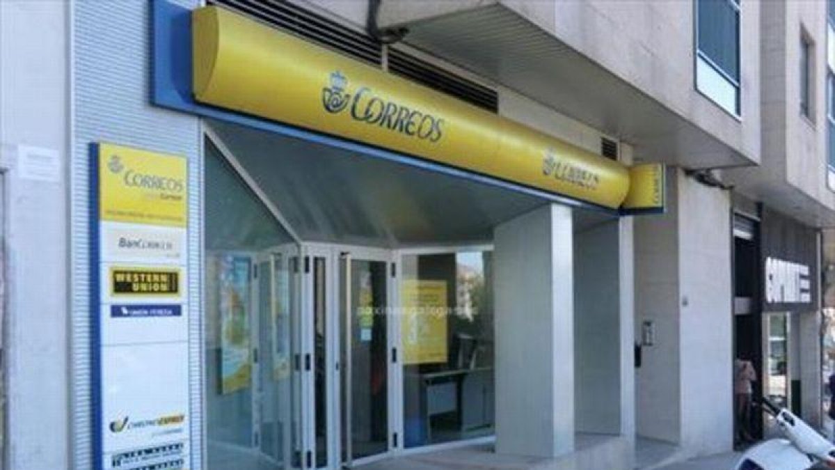 Oficina multiservicios de Correos.-ARCHIVO