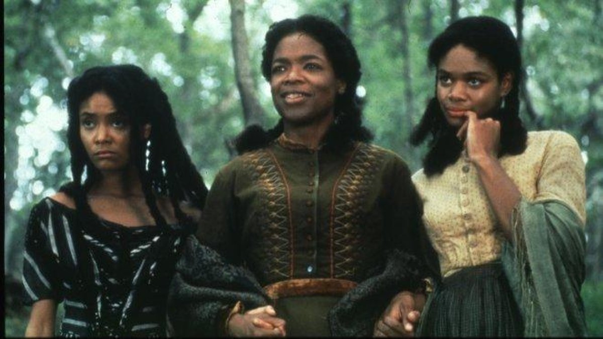 Kimberly Elise, Oprah Winfrey y Thadie Newton, en la versión cinematográfica de ’Beloved’, dirigida por Jonathan Demme.-