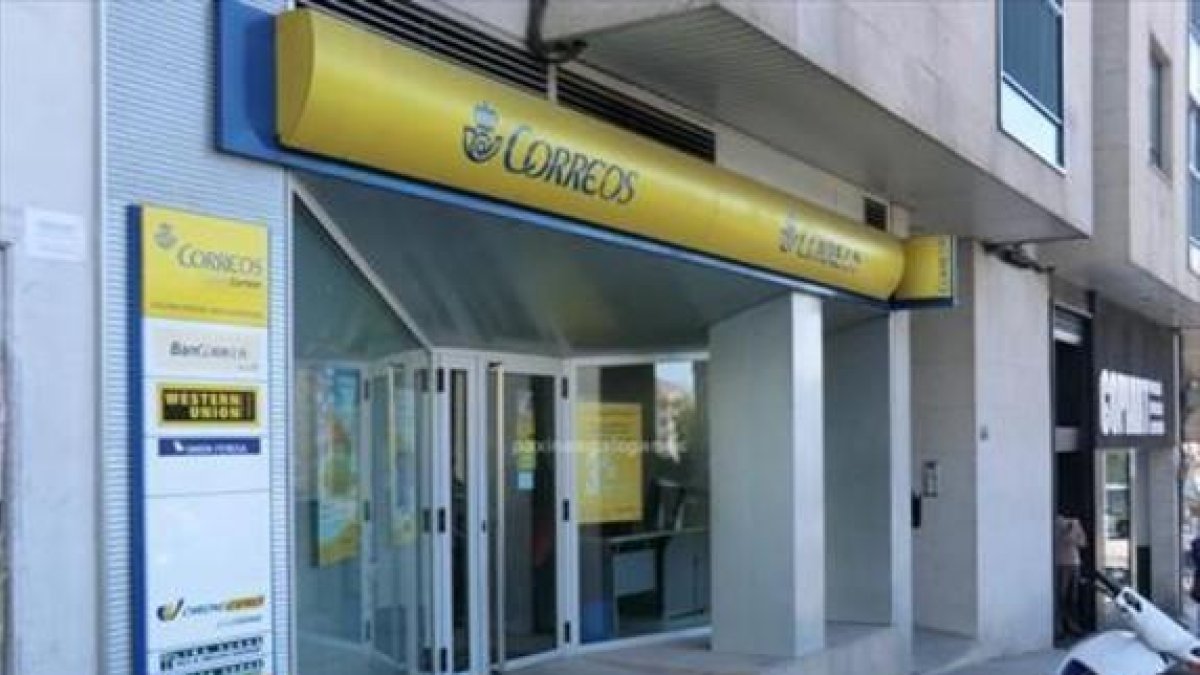 Oficina multiservicios de Correos.-/ ARCHIVO