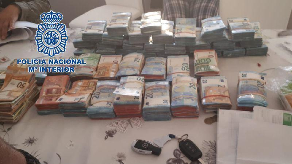 Dinero incautado.-POLICÍA NACIONAL