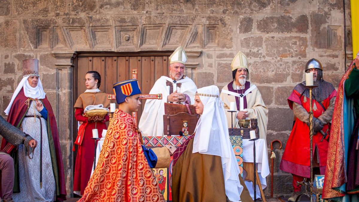 Desposorios de Jaime I y Leonor de Castilla en una edición anterior. MARIO TEJEDOR