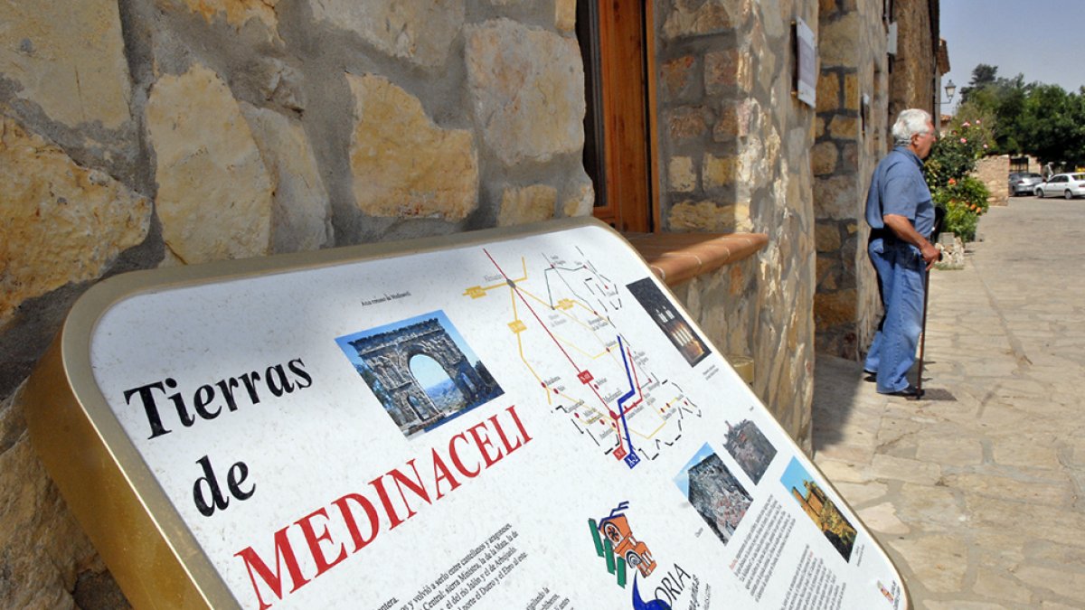 Oficina de turismo en Medinaceli. HDS