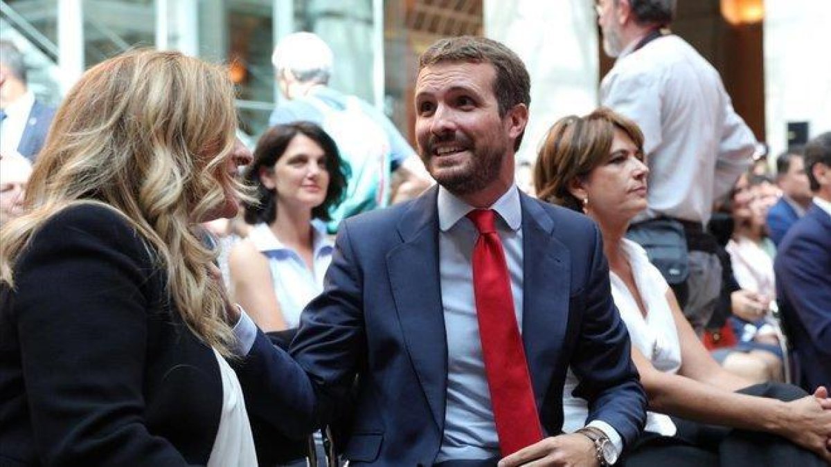 El presidente del PP, Pablo Casado, durante el acto de toma de posesión de Isabel Díaz Ayuso al frente del Gobierno de la Comunidad de Madrid.-EUROPA PRESS