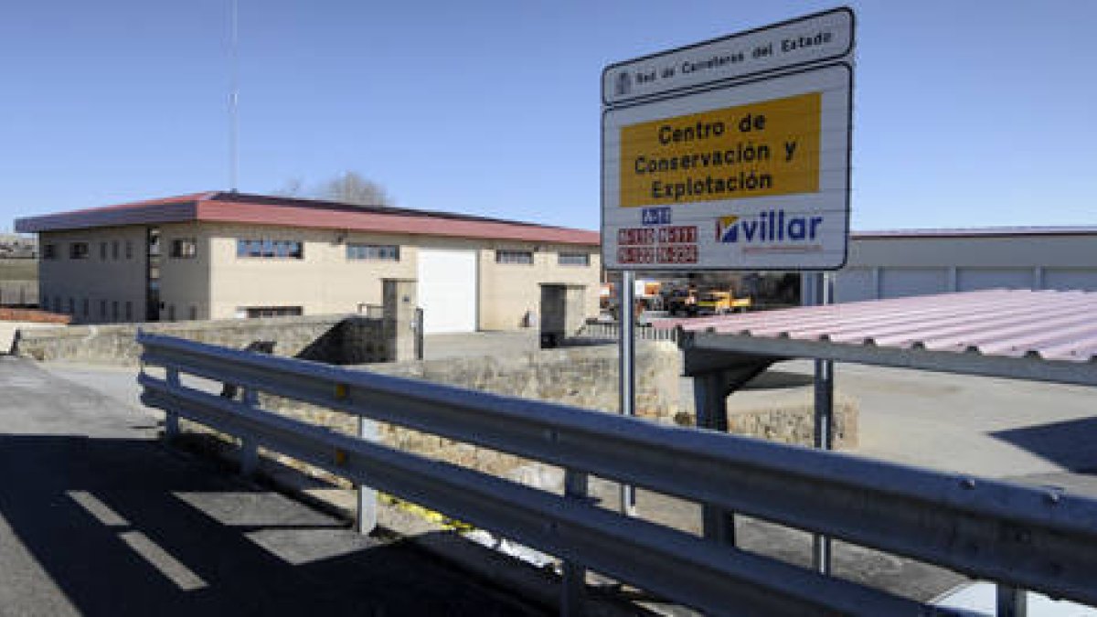 Instalaciones de Villar de conservación de carreteras. /V. G. -