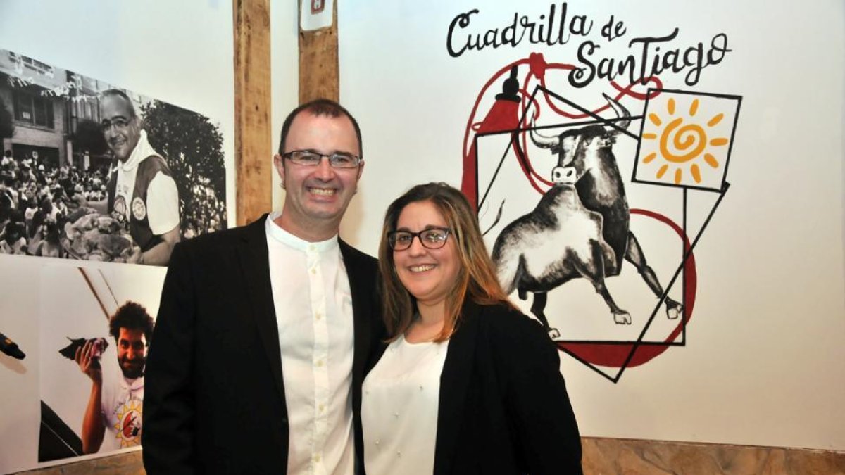 Benjamín y Fátima, jurados de la cuadrilla de Santiago.-MARÍA FERRER