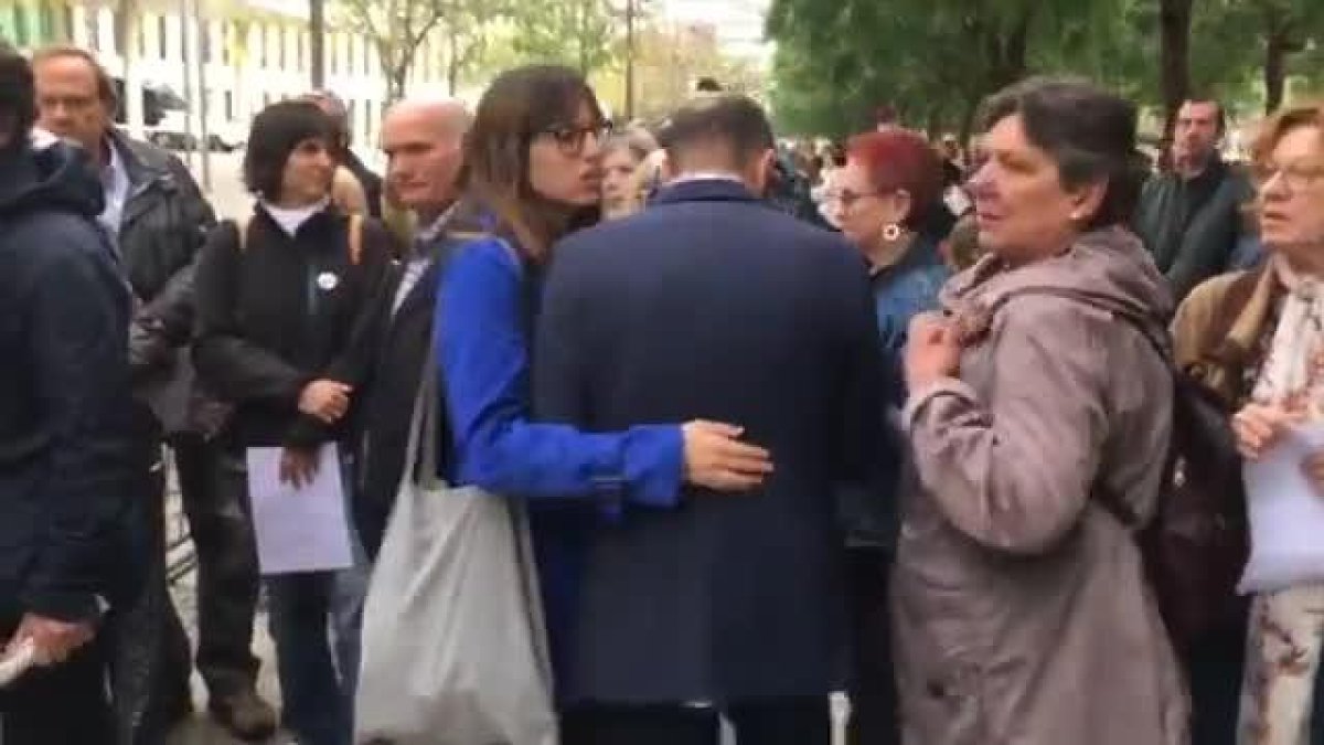Colas ante la Ciudad de la Justícia para autoinculparse por el 1-O.-JOAN CORTADELLAS