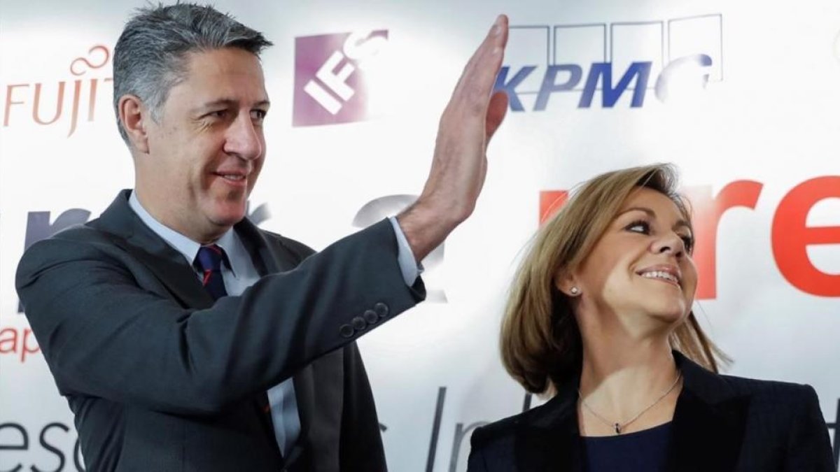 Xavier García Albiol y María Dolores de Cospedal, este jueves en un desayuno organizado por la agencia Europa Press en Madrid.-EFE / EMILIO NARANJO